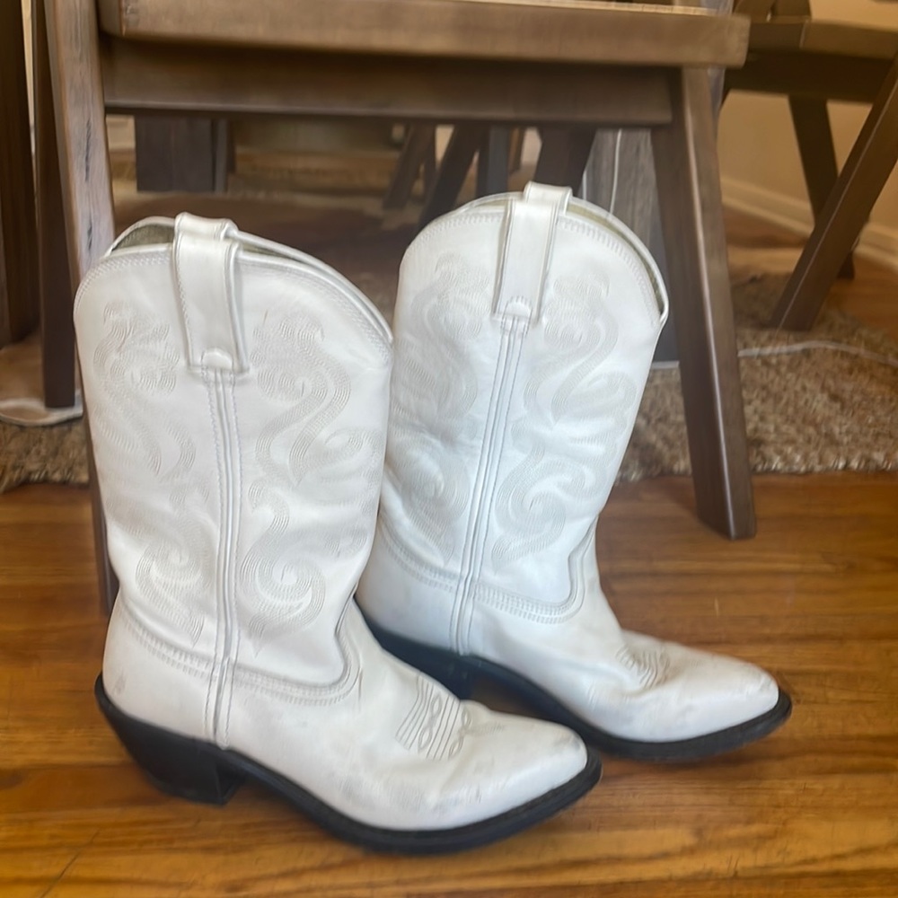 White Leather Cowboy Boots